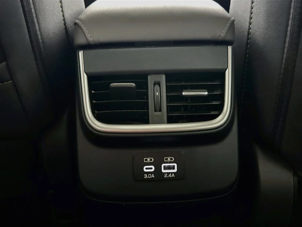Used 2024 Black Subaru Onyx Edition image 31