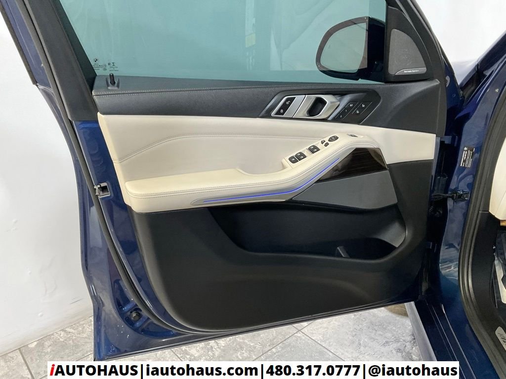 Used 2023 Blue BMW M50i image 44