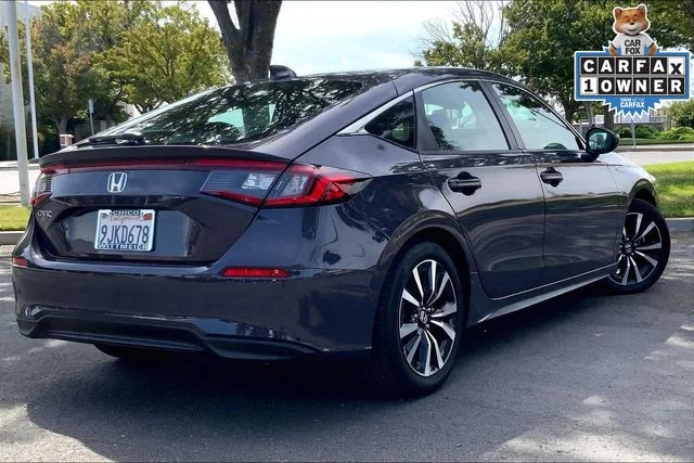 2024 Honda Civic Hatchback EX-L - Photo 14