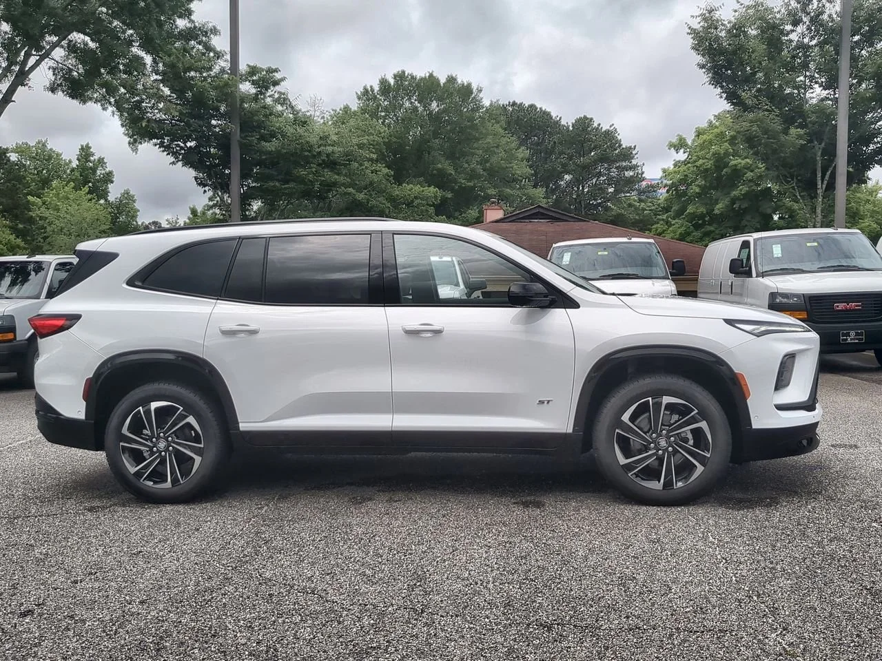 New 2026 Summit White Buick Sport Touring image 9