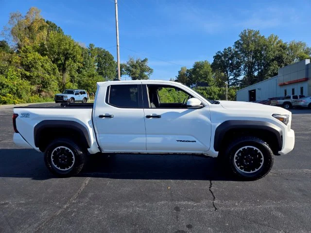Used 2025 White Toyota TRD Off-Road image 10