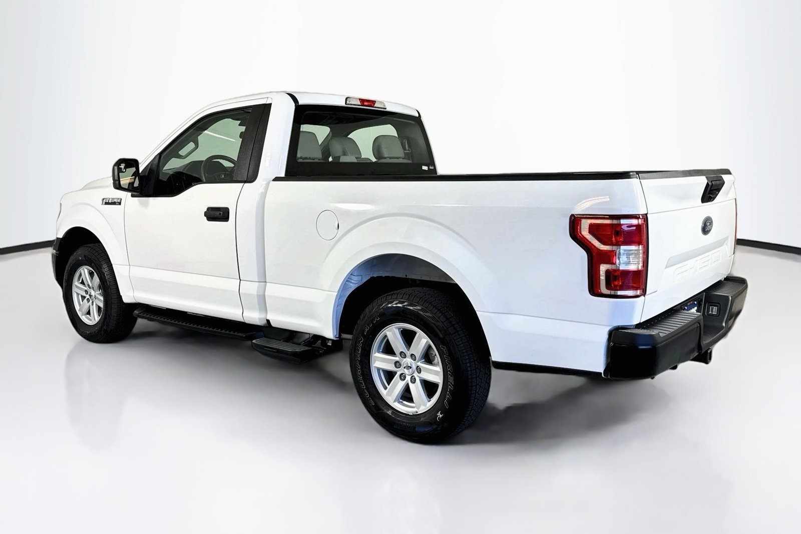 Used 2020 Oxford White Ford XL image 7