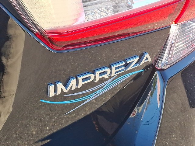 Used 2019 Black Subaru 2.0i Premium image 32