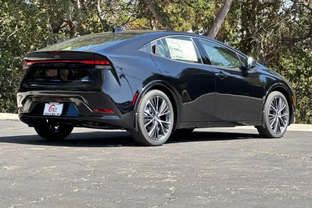 New 2027 Inked Toyota  XLE image 4