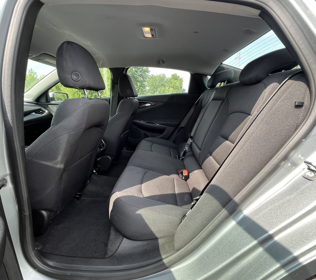 2025 Chevrolet Malibu 1LT - Photo 15