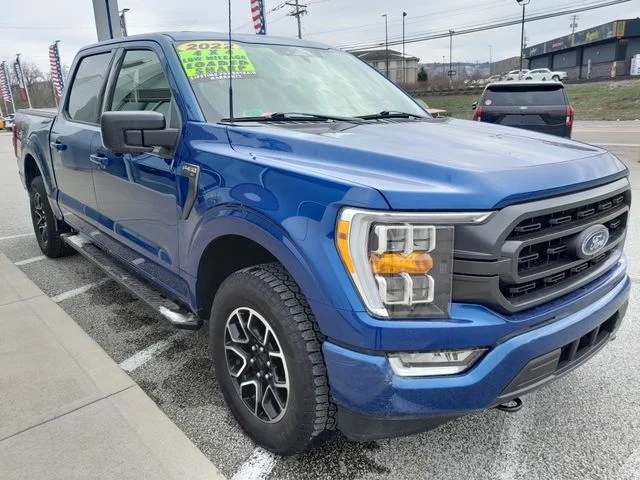 Used 2022 Blue Metallic Ford XLT image 3