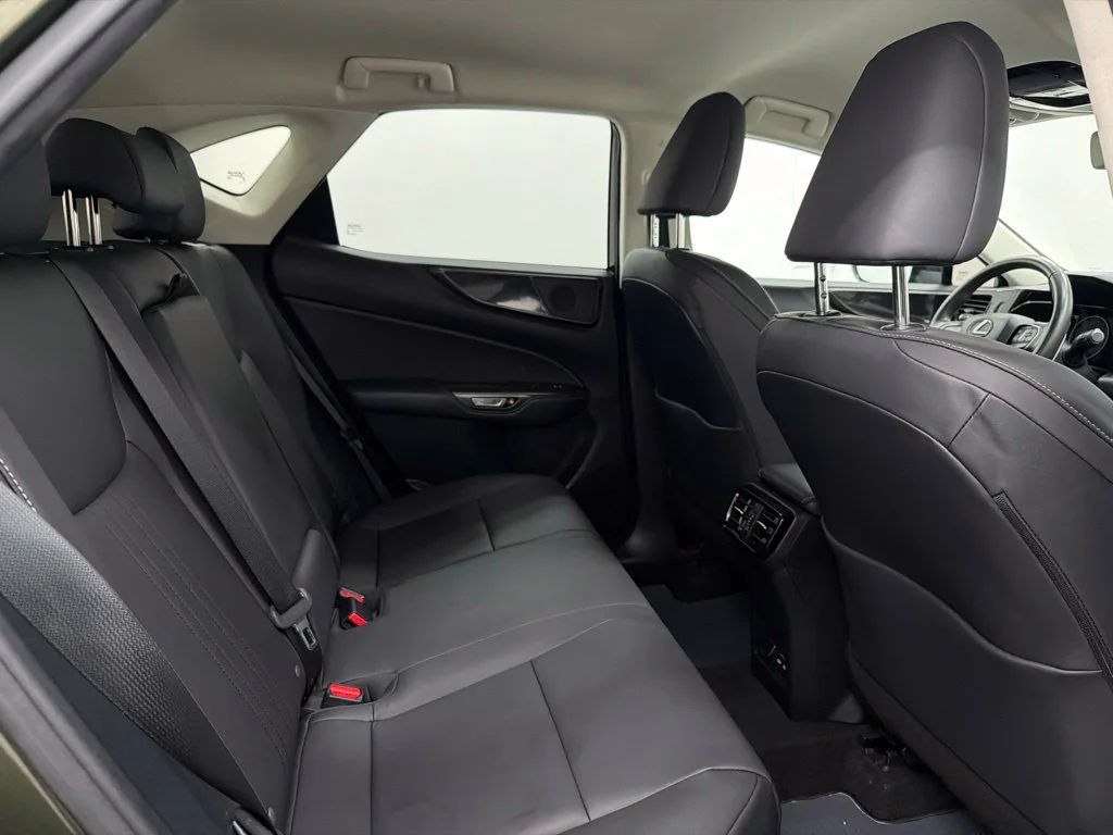 Used 2022 Green Lexus 250 Base image 27