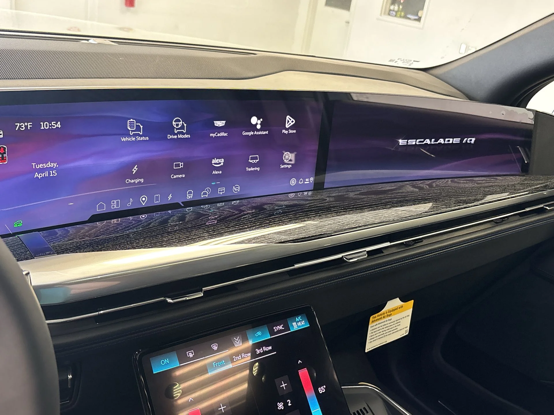 2025 Cadillac Escalade IQ Luxury 1 - Photo 59