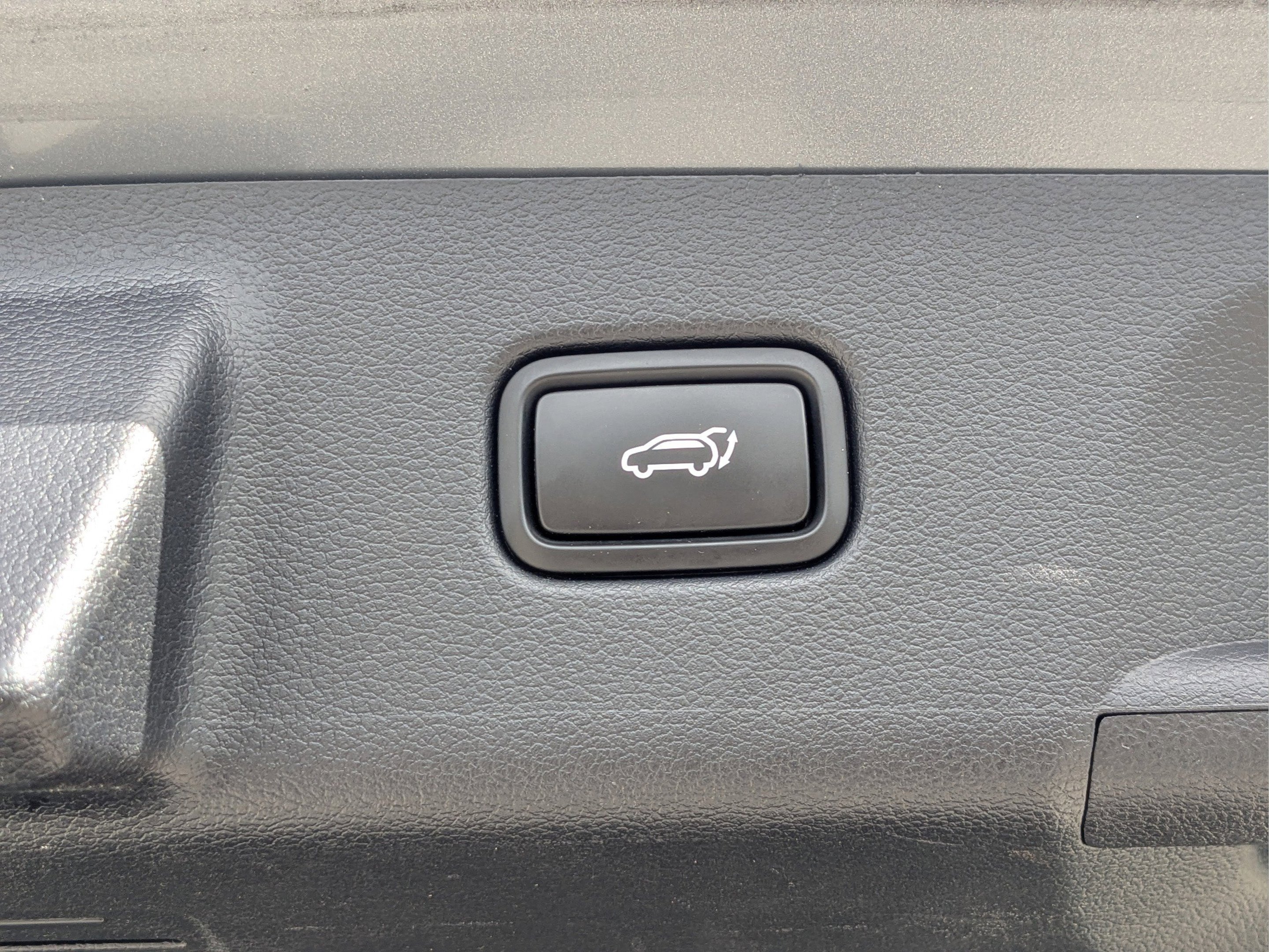 Used 2024 Steel Graphite Hyundai XRT image 11