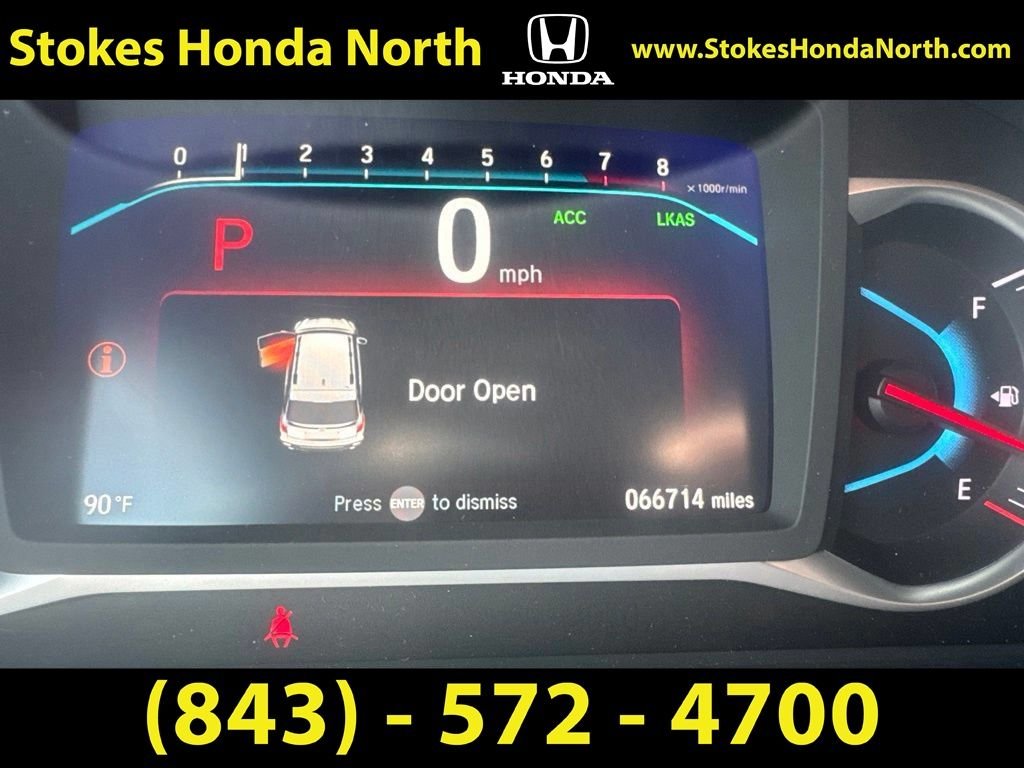 Used 2022  Honda Touring image 1
