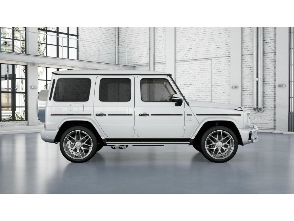 New 2027 MANUFAKTUR Moonlight White Metallic Mercedes-Benz AMG® G 63 SUV image 2