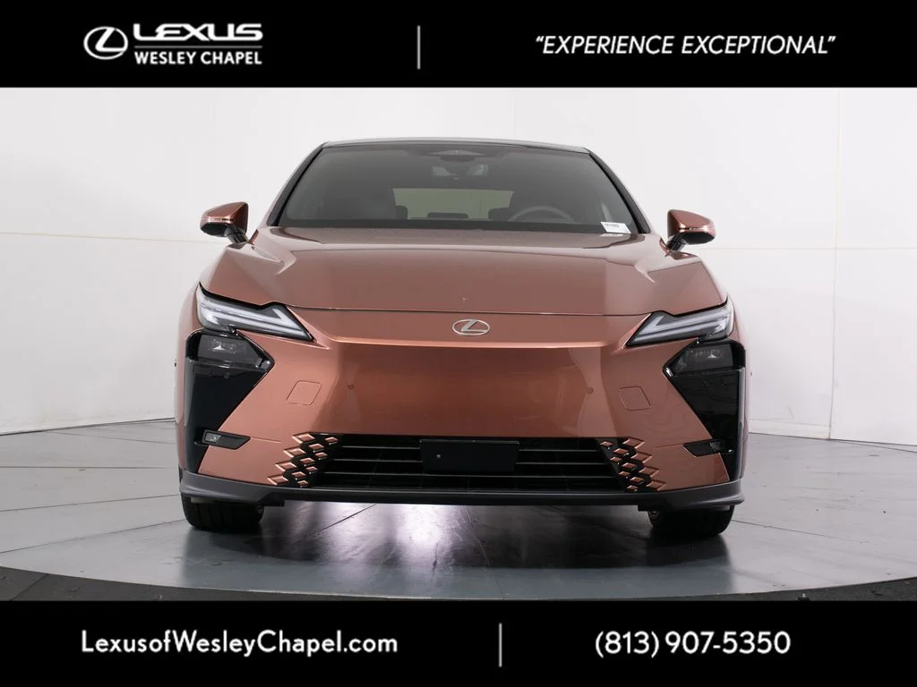 2026 Lexus ES BEV 350e Luxury - Photo 9