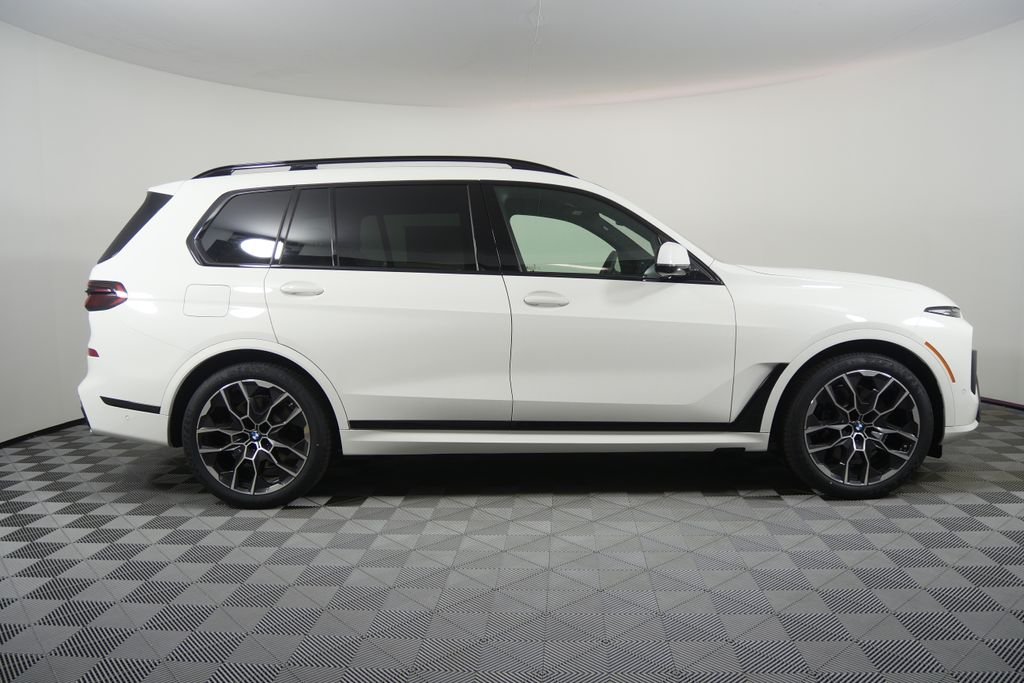 New 2027 Alpine White BMW xDrive40i image 3