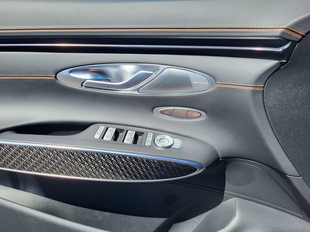 New 2026 Blue Genesis 3.5T SPORT PRESTIGE image 13