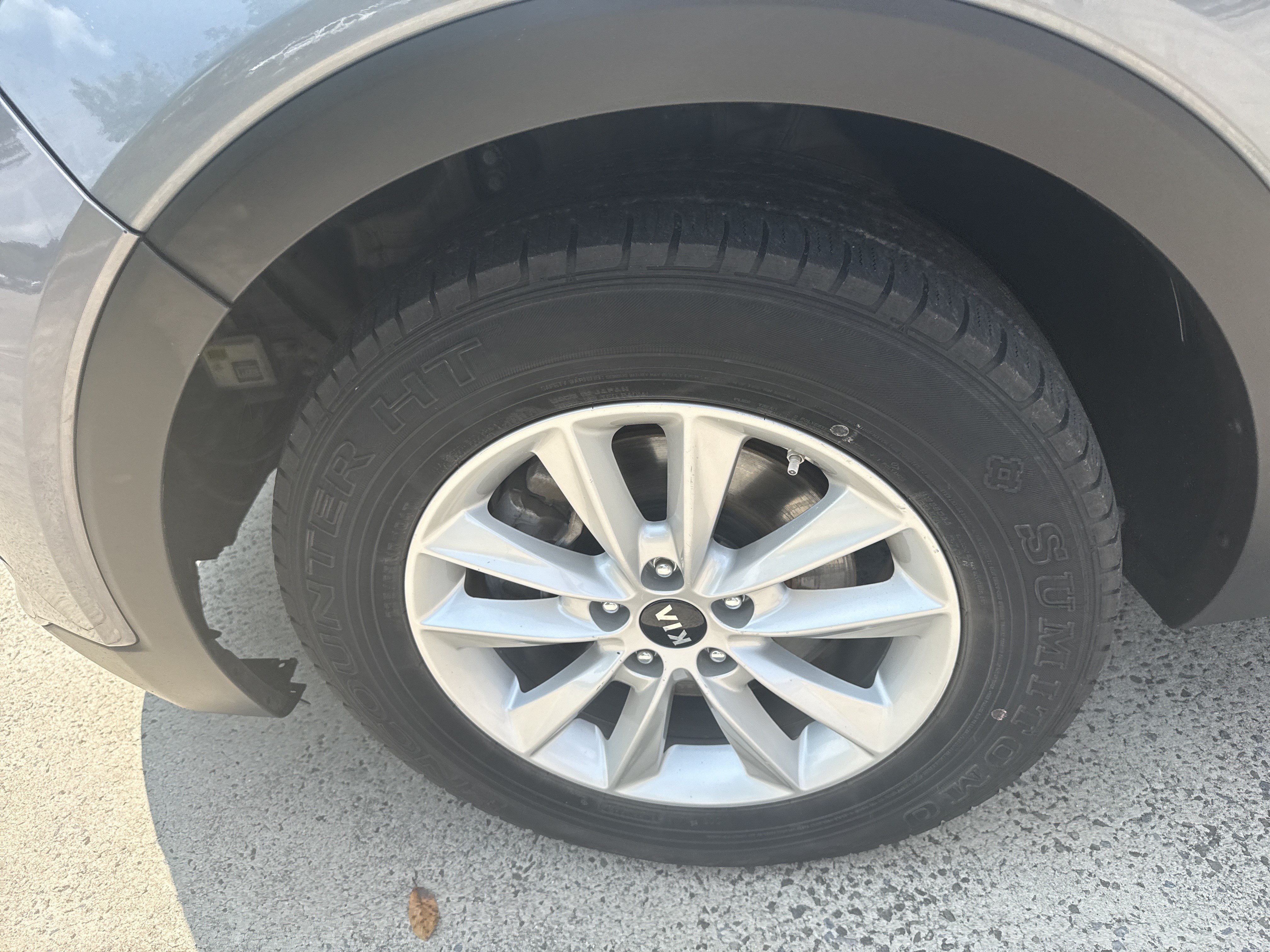 Used 2020 Everlasting Silver Kia LX image 11