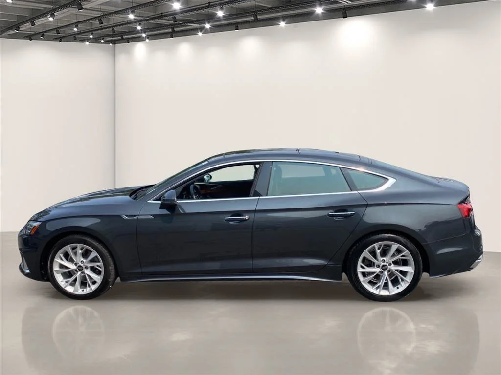 Used 2022 Daytona Gray Metallic Audi Premium quattro image 4