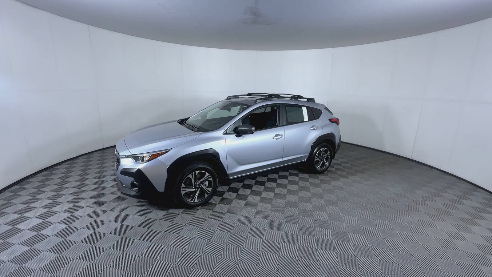 Certified Used 2025 Ice Silver Metallic Subaru Premium image 4