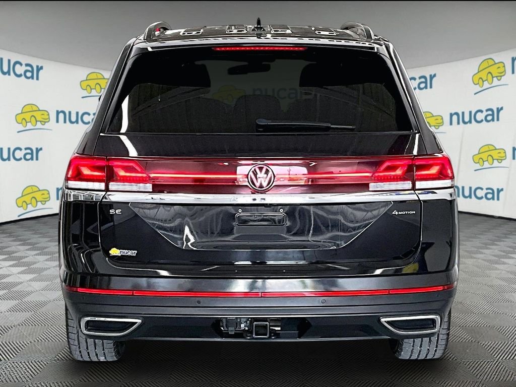 Used 2025 Black Volkswagen 2.0T SE w/Technology image 5