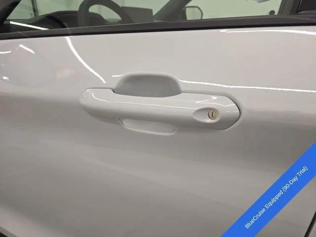 New 2026 Space White Metallic Ford Tremor® image 25