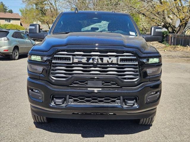 New 2026 Diamond Black Crystal Pearl-Coat Exterior Paint RAM BIG HORN image 2