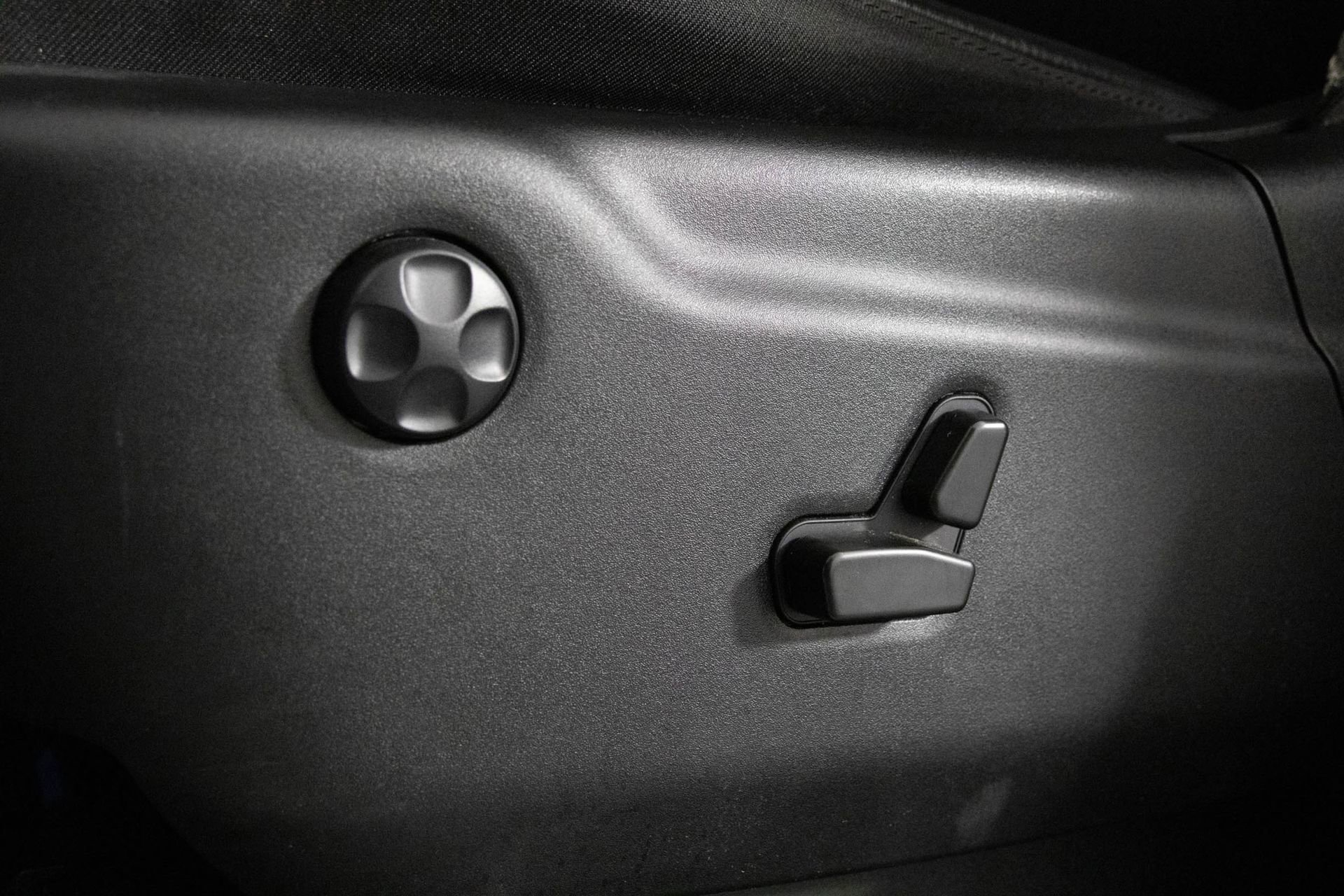 2022 JEEP GRAND CHEROKEE - Image 18