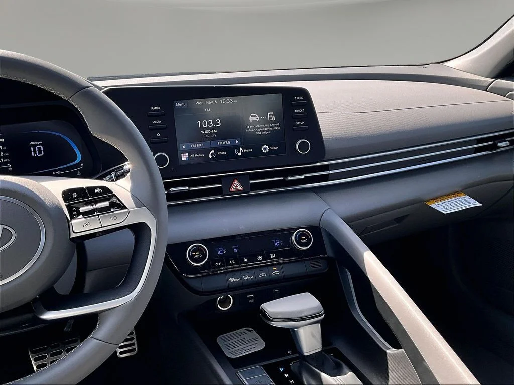 New 2026 White Hyundai SEL Sport image 7