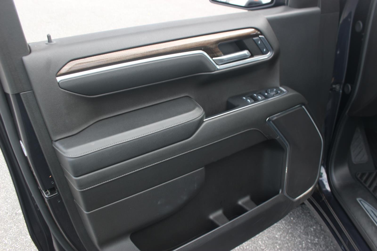 Used 2024 Dark Ash Metallic Chevrolet RST image 14