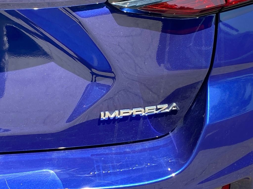 Used 2025 Blue Subaru Base image 6