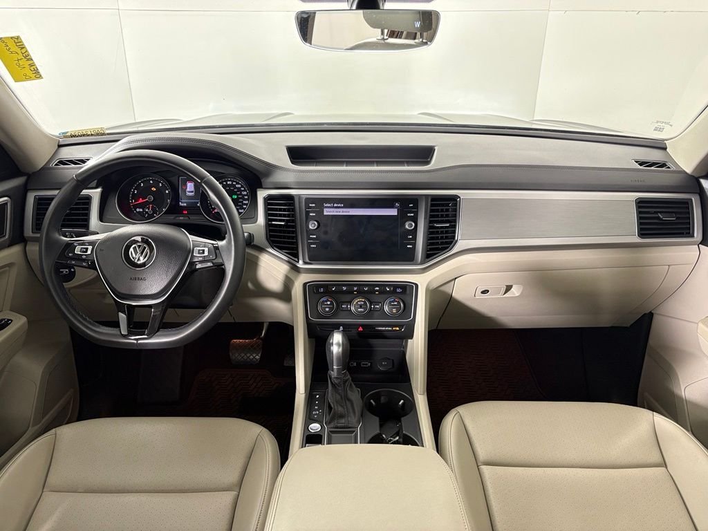 Used 2019 Black Volkswagen 3.6L V6 SE image 42