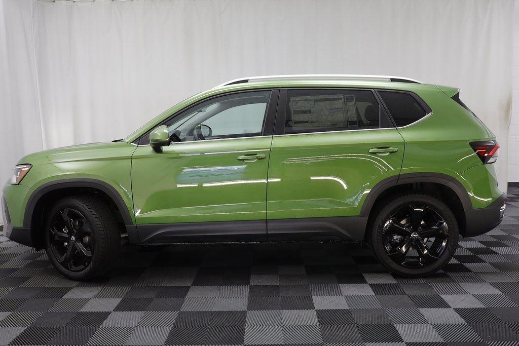 2025 Volkswagen Taos SEL - Photo 4