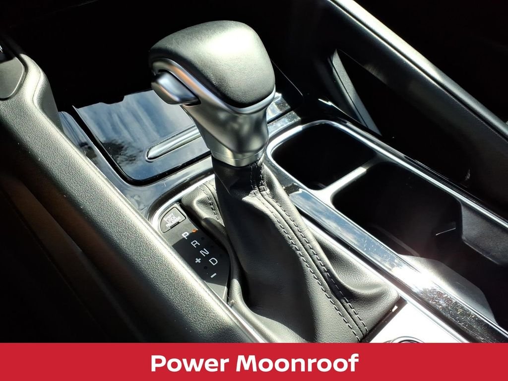 Used 2023 Dark Moss Kia S v6 w/sunroof & 3rd row image 10