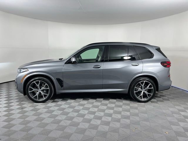 New 2026 Gray BMW xDrive40i image 4