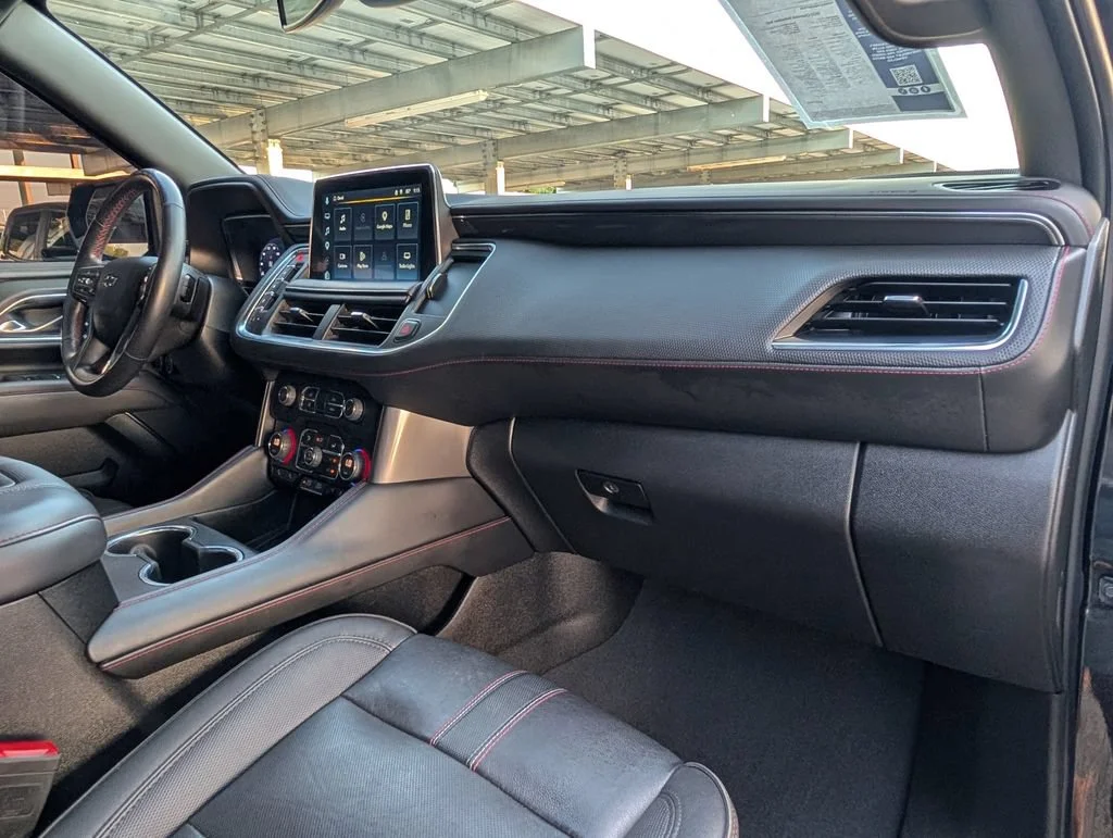 2022 Chevrolet Suburban RST - Photo 28