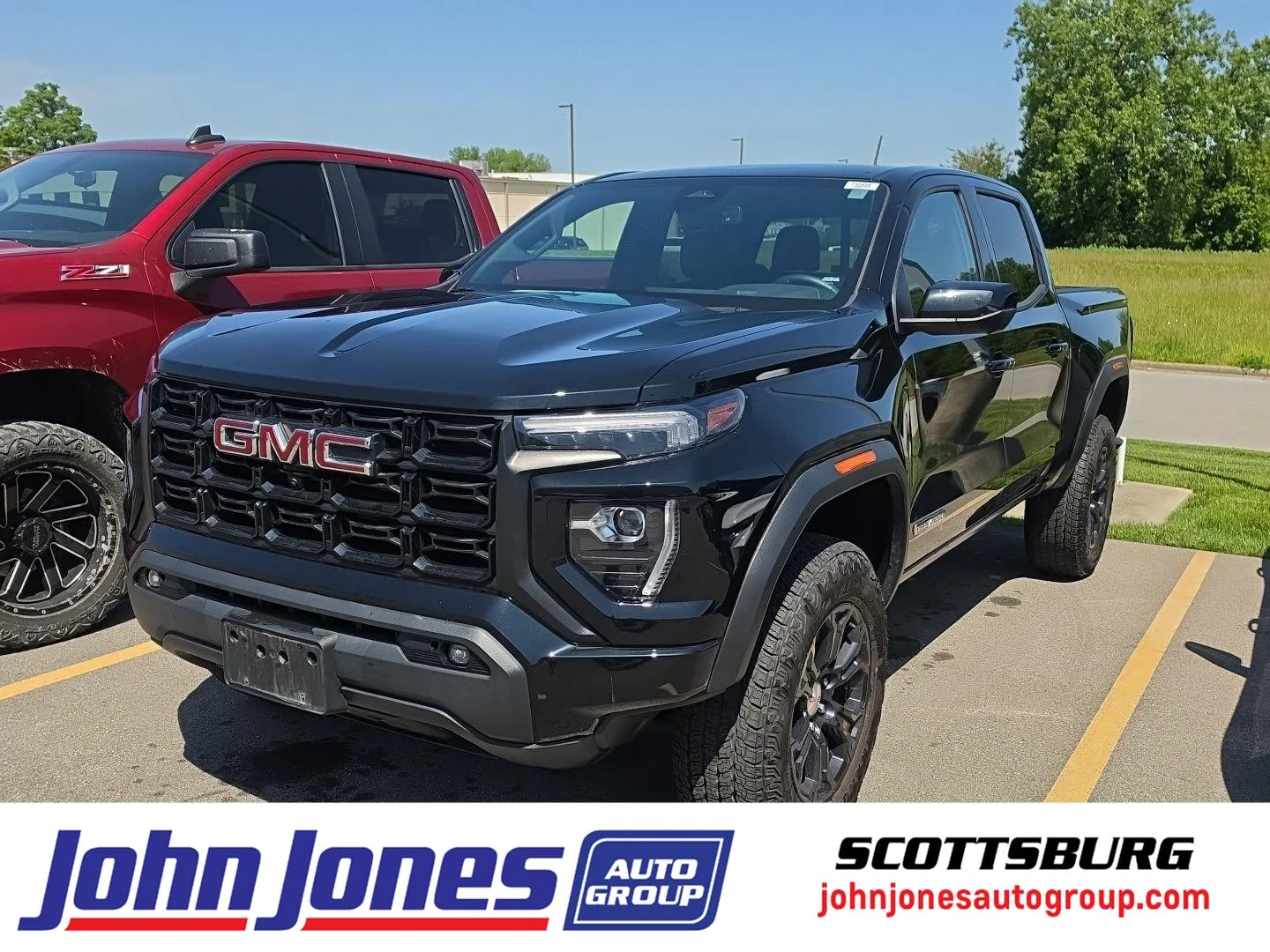 2024 GMC Canyon 4WD Elevation Crew Cab Short Box's photo