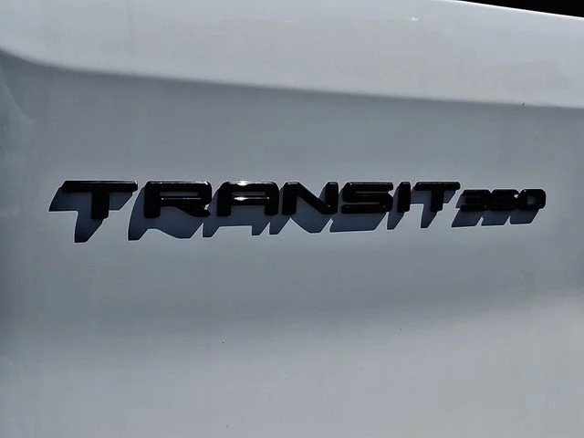 New 2026 Oxford White Ford XL image 5