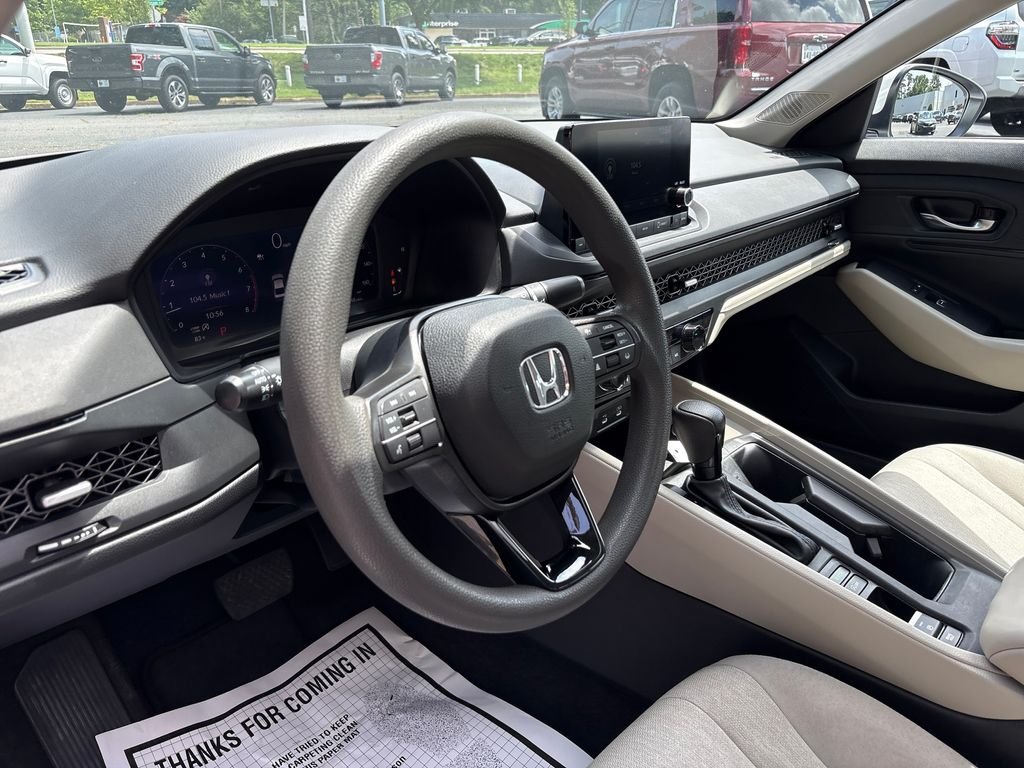 Used 2023  Honda EX image 12