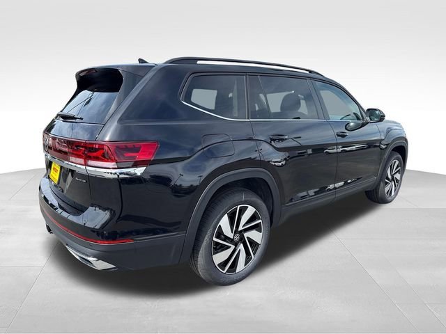 New 2026 Deep Black Pearl Volkswagen 2.0T SE w/Technology image 7
