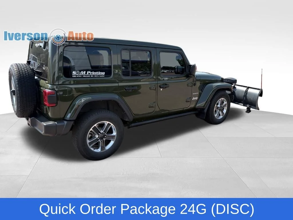 Used 2022 Green Jeep Unlimited Sahara image 7
