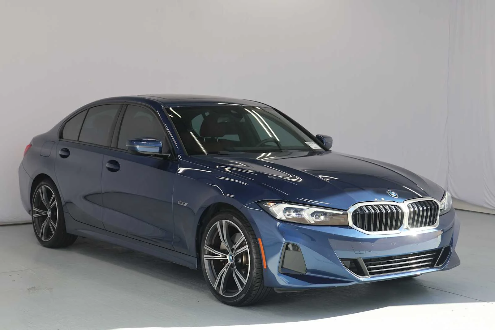 Certified Used 2023 Phytonic Blue Metallic BMW 330e xDrive image 4