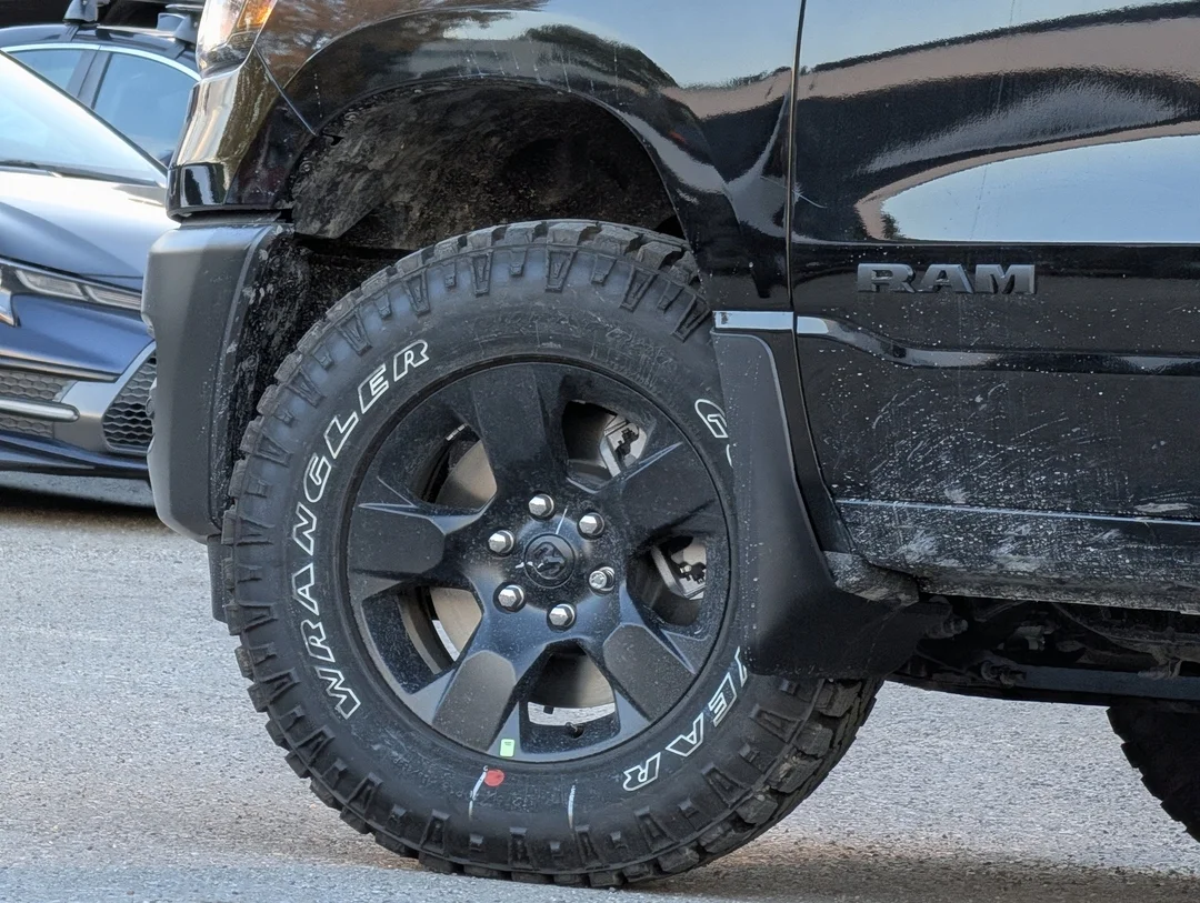 New 2026 Black RAM Warlock - - 4x4 - 3.0L Hurricane Twin Turbo - E-Locker Axle - 18 Black Wheels & More! image 9