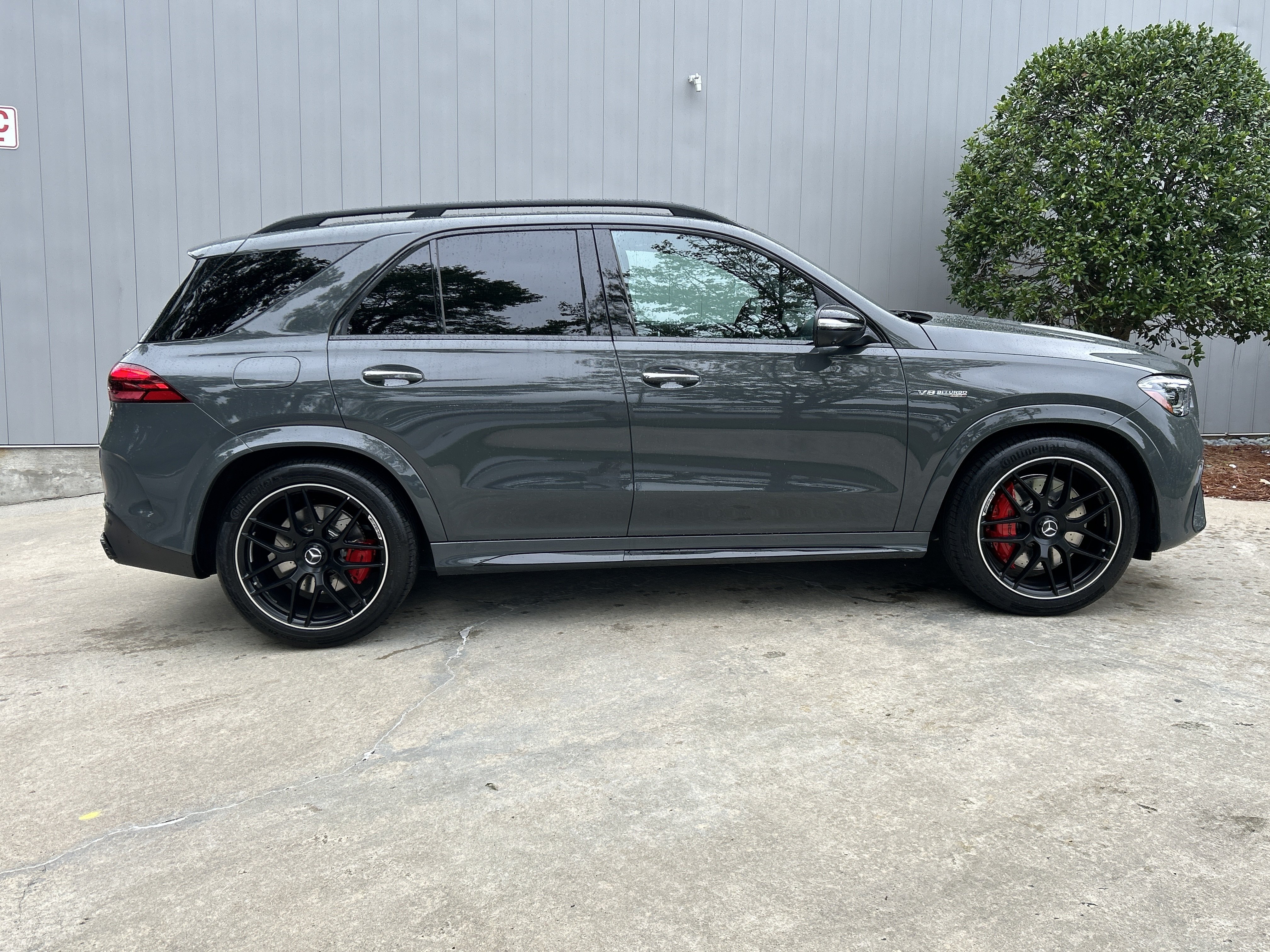 Certified Used 2026 MANUFAKTUR Silicon Grey Mercedes-Benz AMG® GLE 63 S 4MATIC®+ SUV image 5