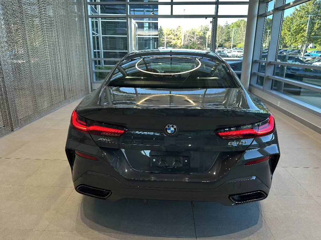 New 2026 Dravit Grey Metallic BMW i xDrive image 5