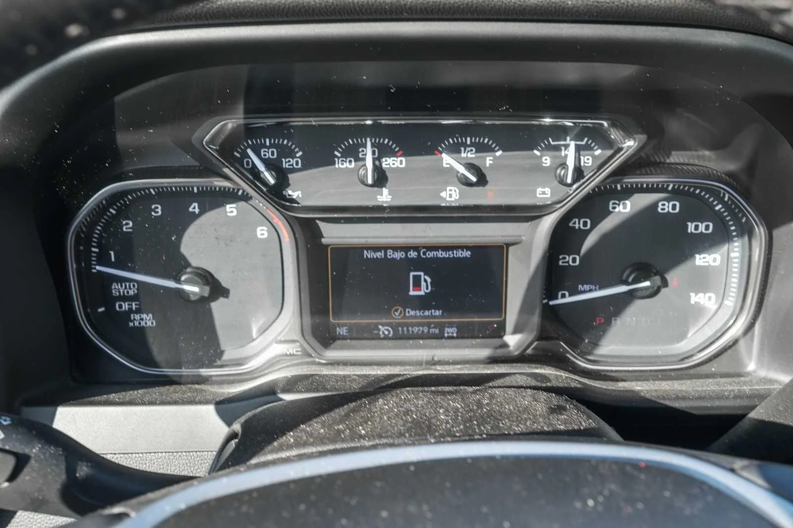Used 2022 Summit White GMC SLE image 24