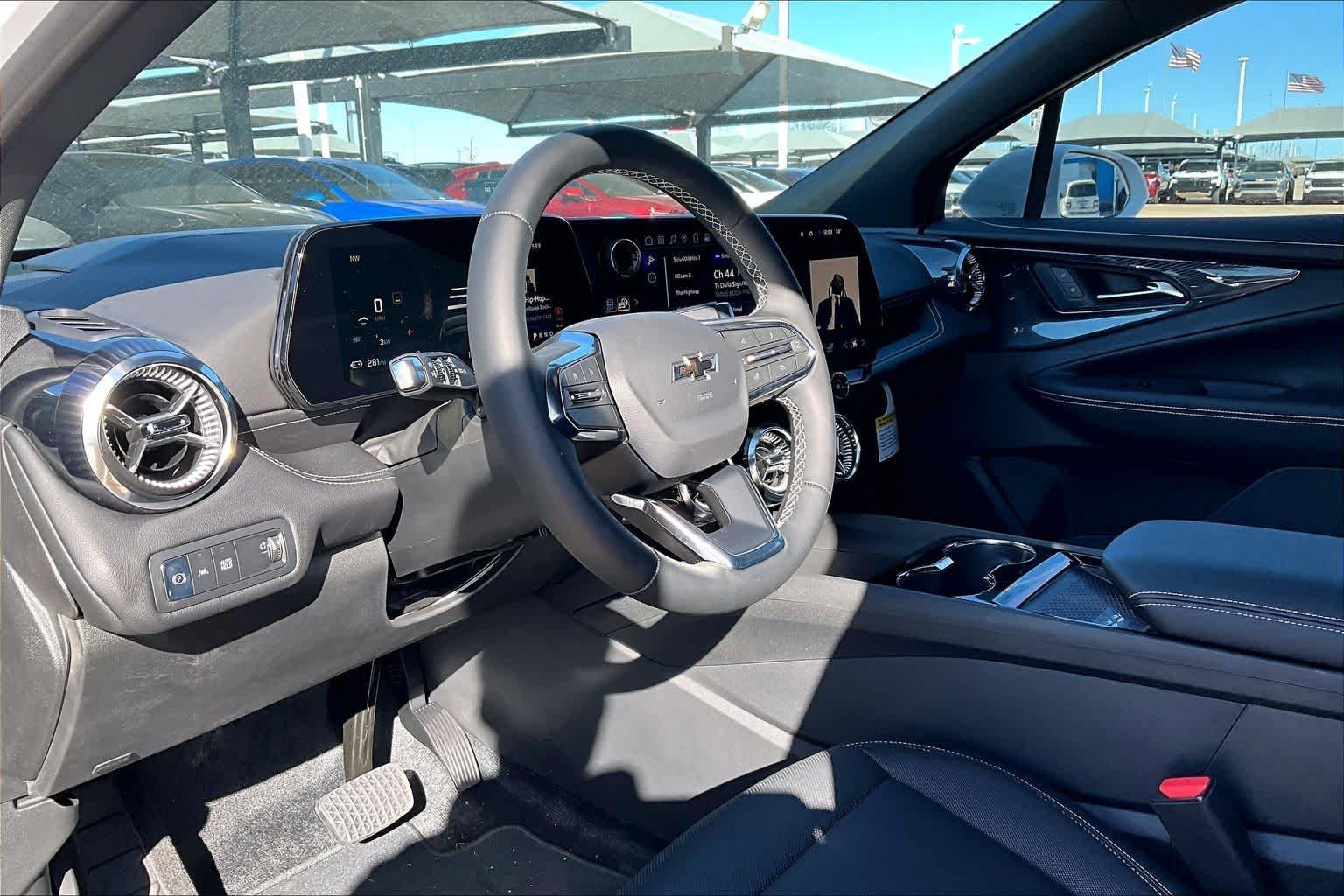 2025 Chevrolet Blazer EV LT - Photo 9
