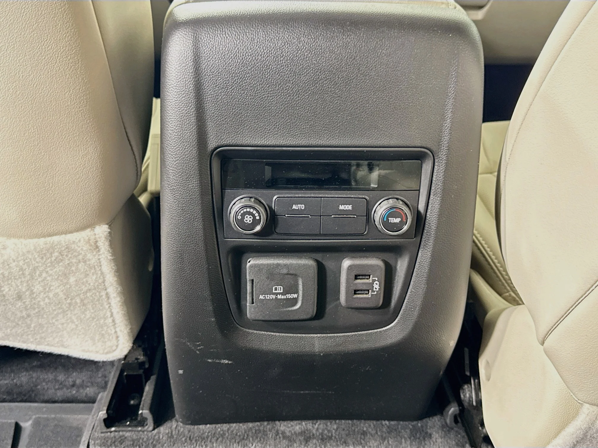 Used 2023 White Frost Tricoat Buick Essence image 27