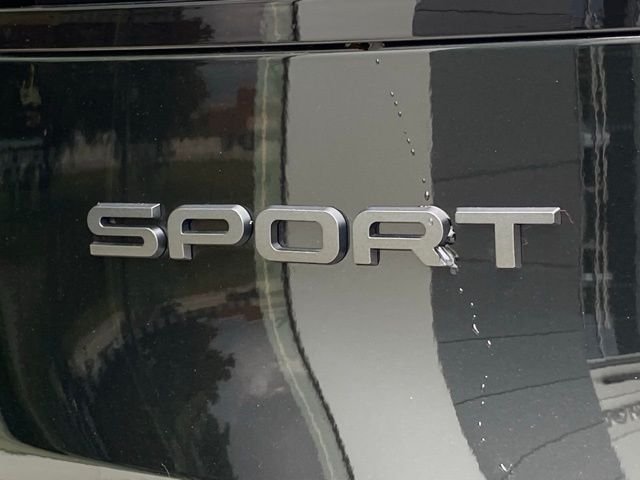 Used 2025 Black Land Rover Dynamic SE image 28