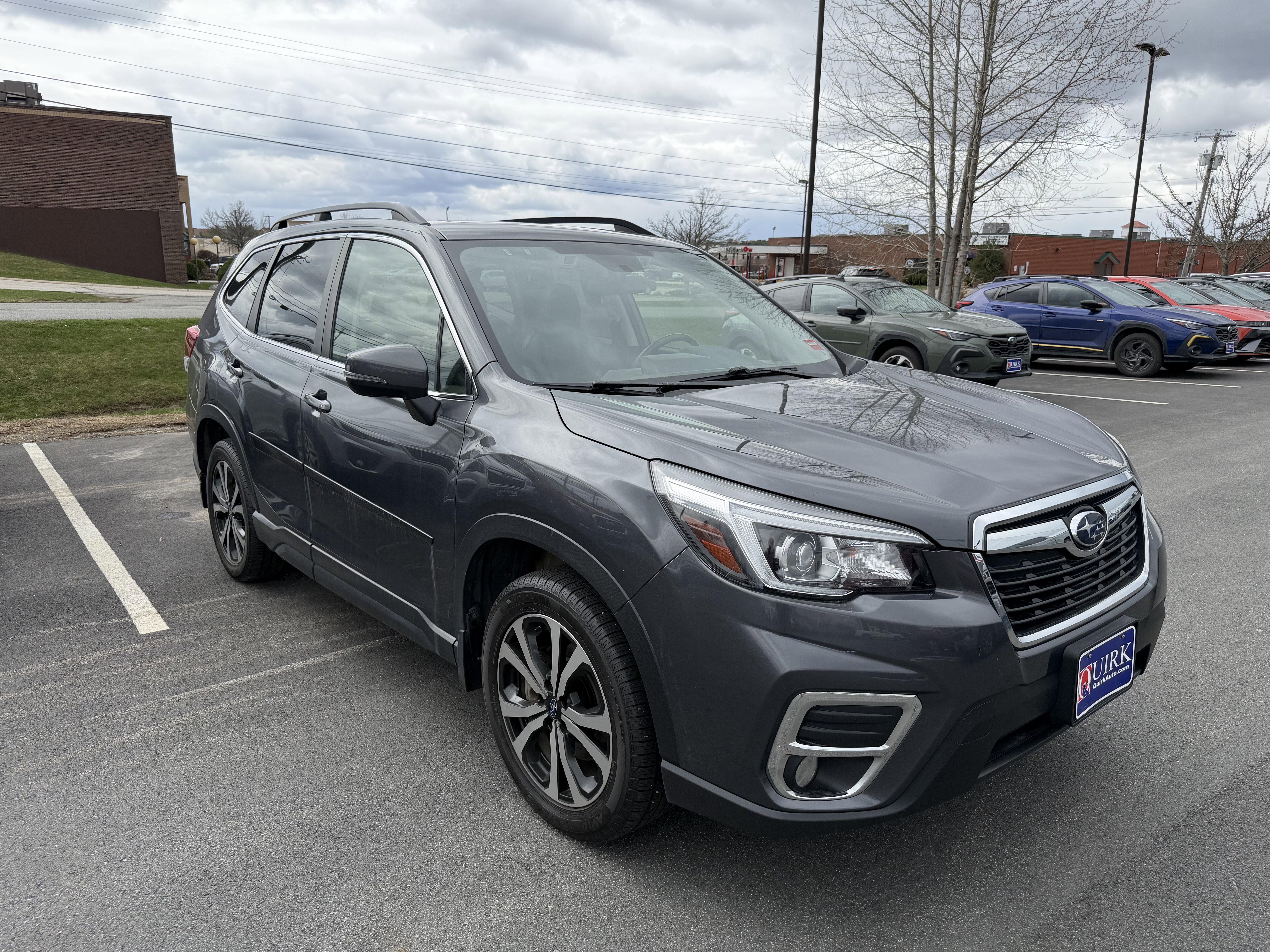 Used 2020 Magnetite Gray Metallic Subaru Limited image 7