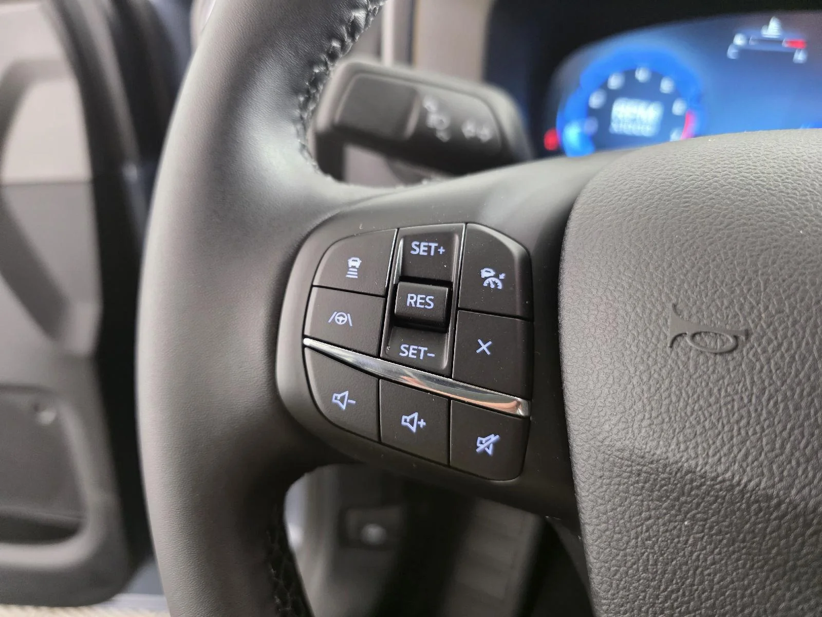 Used 2025 Azure Gray Metallic Tri-Coat Ford Big Bend image 30