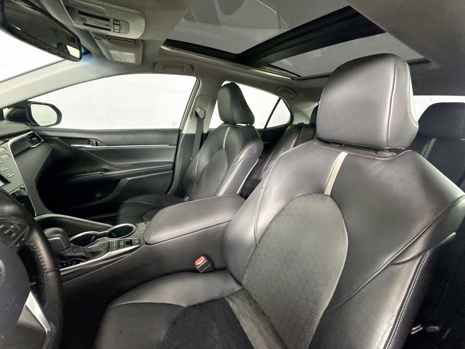 Used 2018 Ruby Flare Pearl Toyota XSE image 3