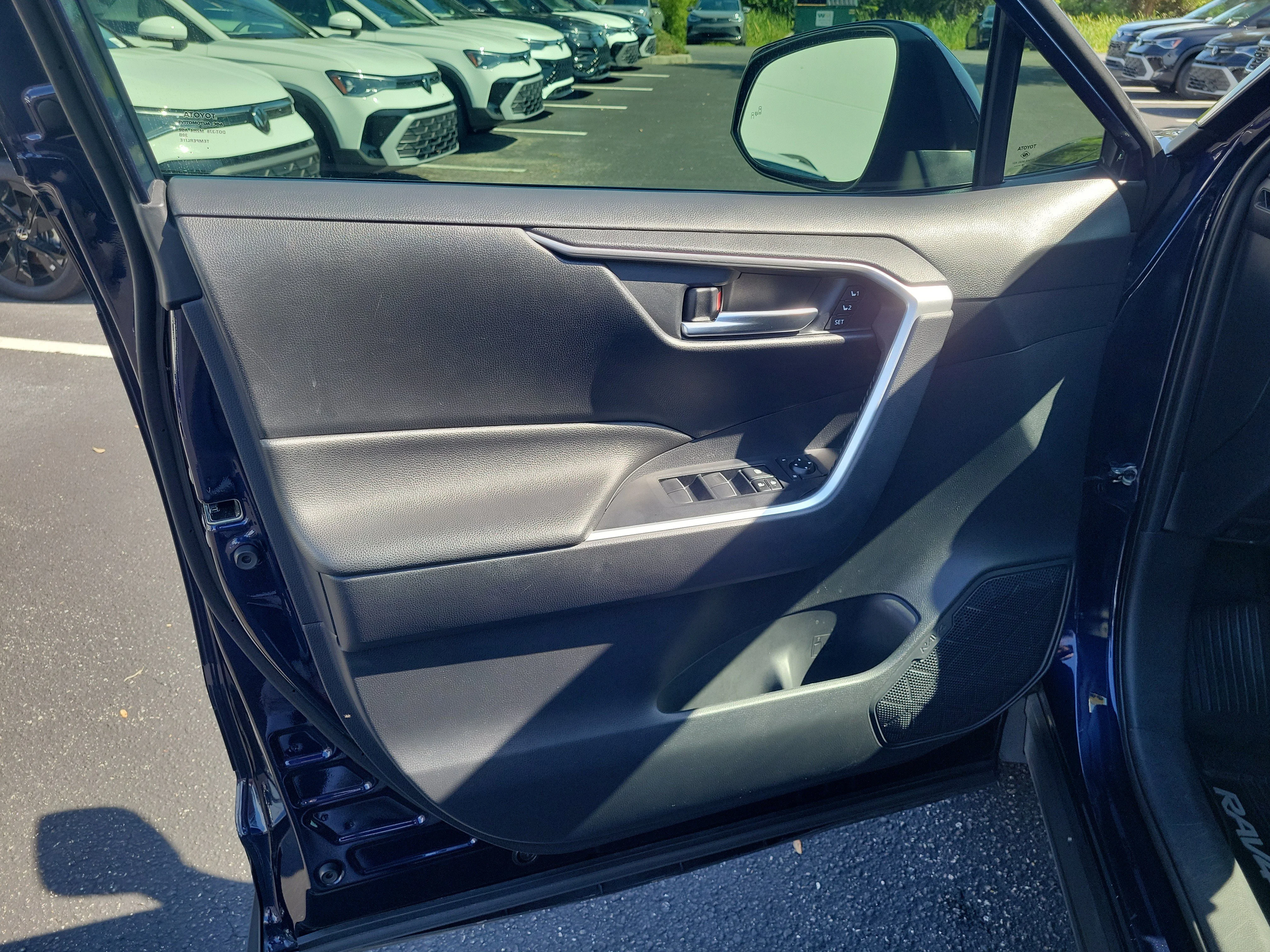Used 2019 Blueprint Toyota XLE Premium image 17